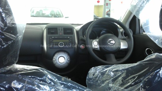 Nissan Almera Dashboard