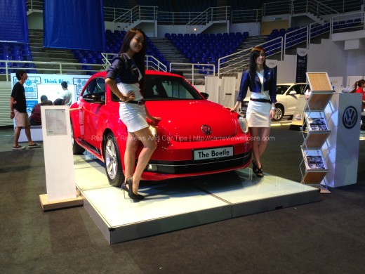 Volkswagen Beetle with pretty models