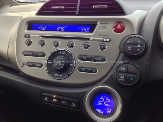 Honda Jazz Hybrid 1.3 CKD dashboard