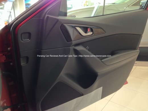  2014 Skyactiv Mazda 3 2.0L Interior Driver Door