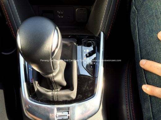 Mazda 2 Skyactive 1.6 Gear Knob