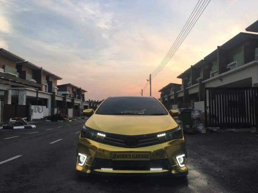 Front View Gold Toyota Altis