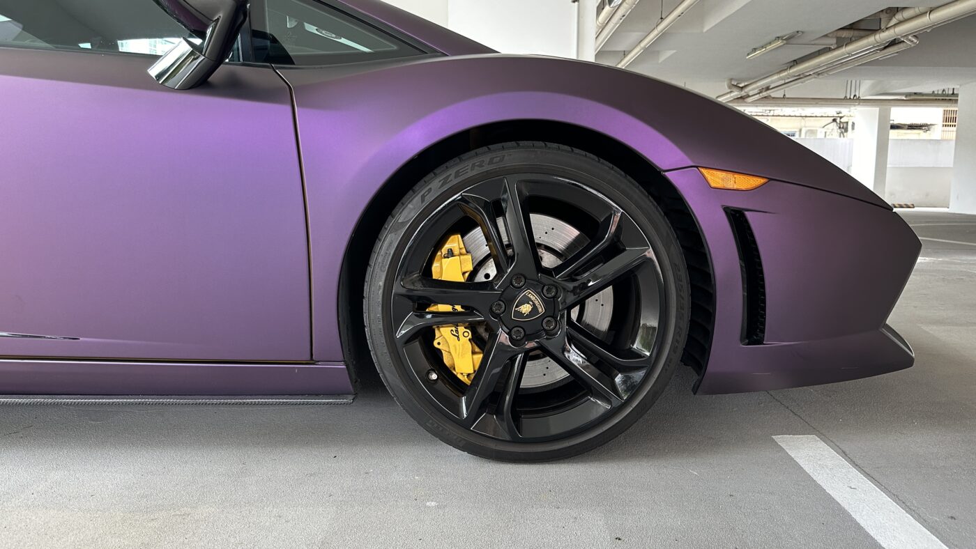 Lamborghini Huracan front wheel