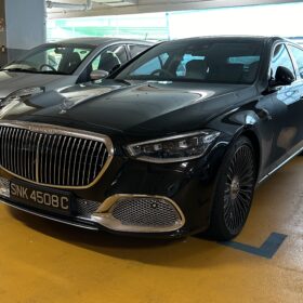 Mercedes-Maybach S-Class front view Black